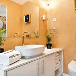 Maison Cabral