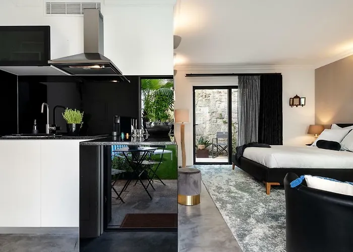 Pensión Maison Cabral 4*